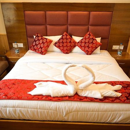 Lotus Inn Rohtang View Manali  Exterior photo